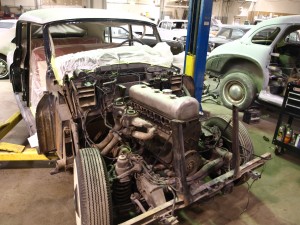 Mercedes 300 engine rebuild #5